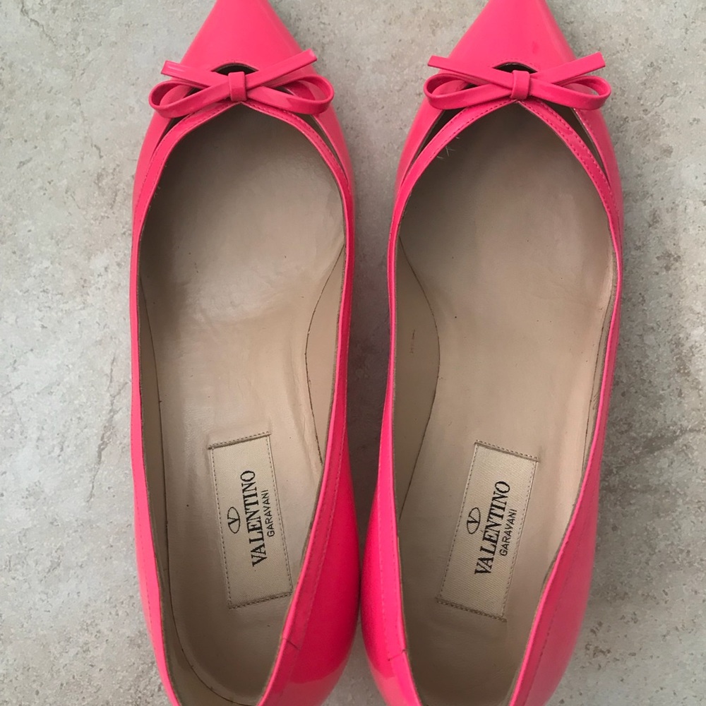Valentino pump